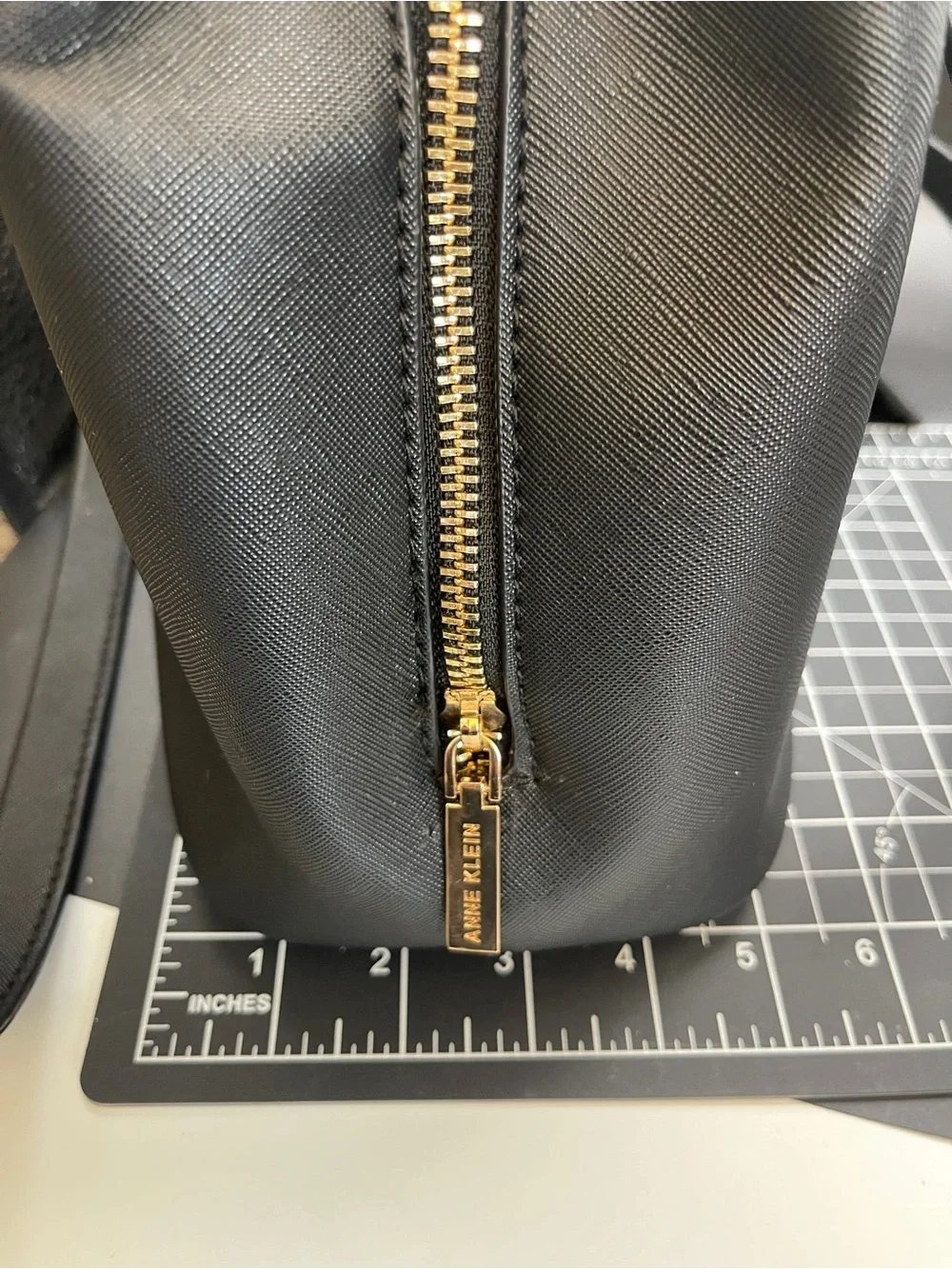 Anne Klein anne klein